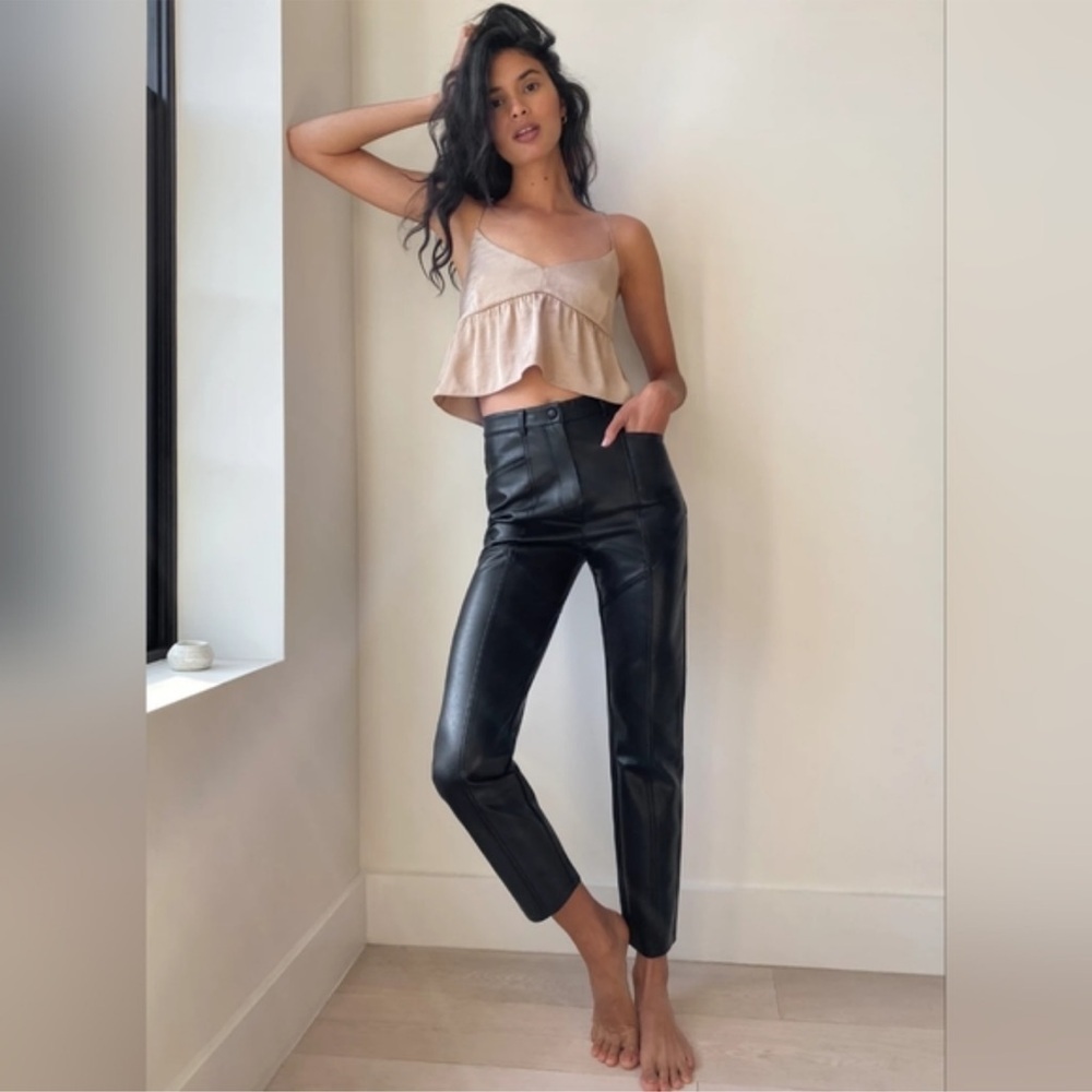 Aritzia Wilfred “the rebel” Vegan Leather Pant in Grey/Beige - size 8 - EUC